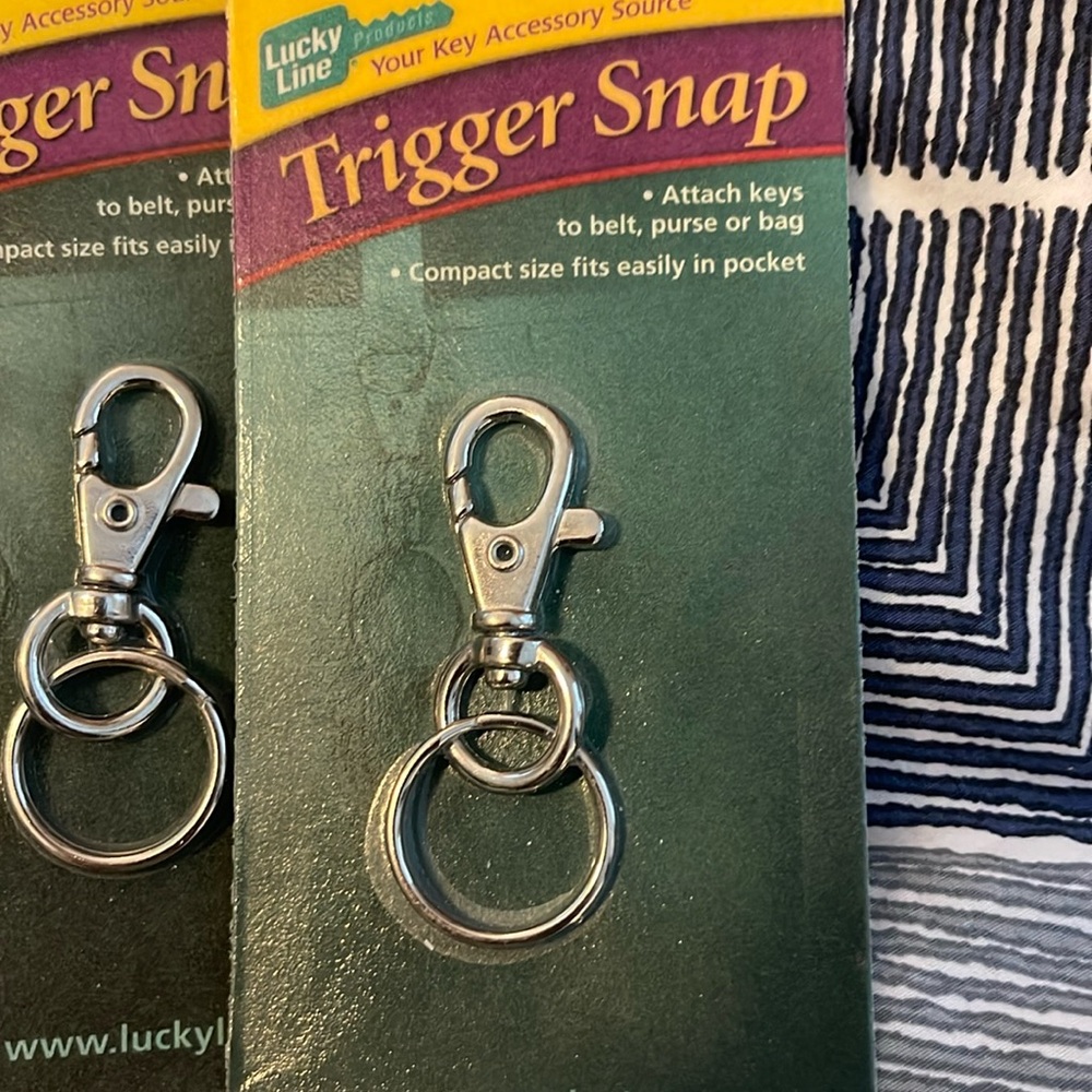 Lot of 10 trigger snaps
